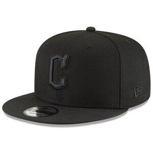 NWT Men's New Era Cleveland Guardians 9FIFTY Snapback Hat Black/Black
